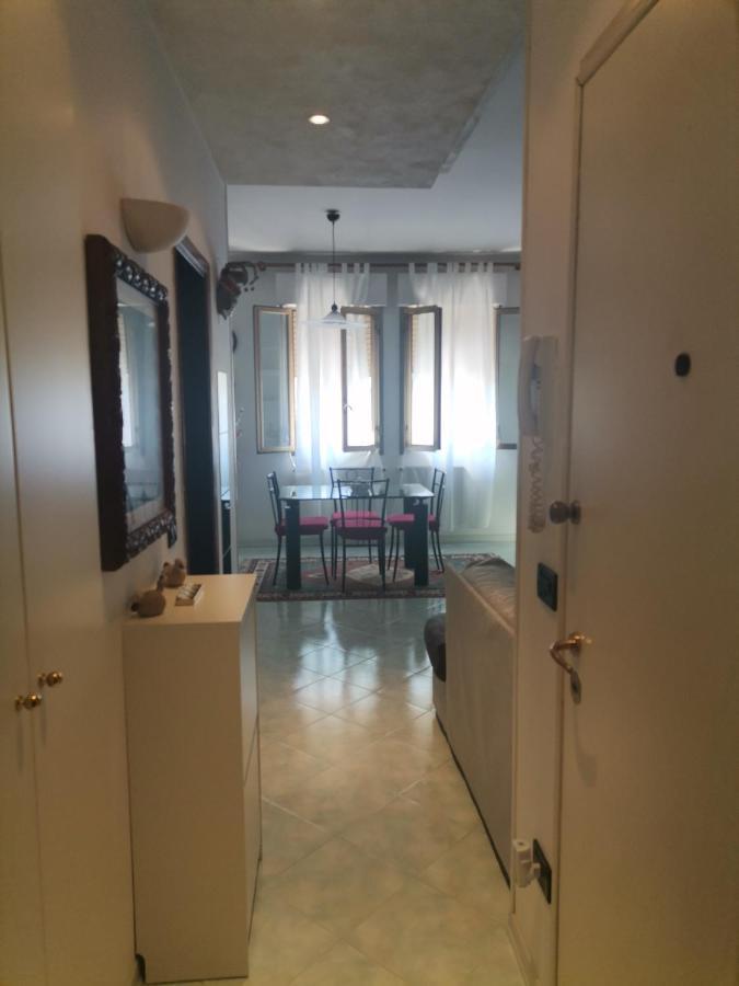 Zsuzsa Lak Apartment Mestre Ngoại thất bức ảnh